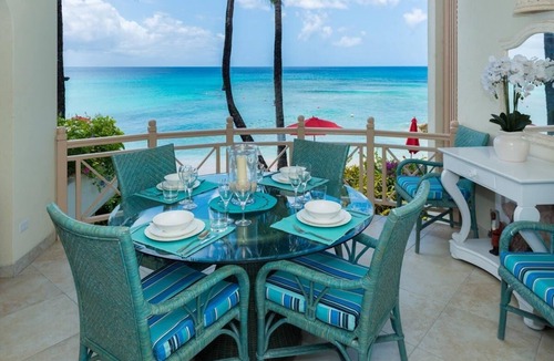 Lower Carlton Apartment | Beachfront 1-Bed with Spa Pool - Reeds House 9