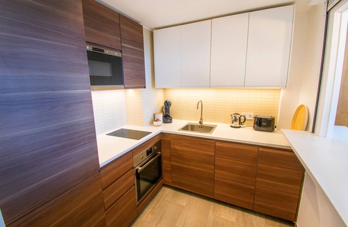 Torremolinos City Centre Apartment | Beachfront 1 bedroom apartment with amazing views.