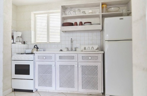 Silver Sands Apartment | Beachfront 1 bedroom apartment at the Inchcape Seaside Villas estate