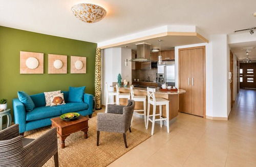 Villas Del Mar Apartment | Beachfront| 11th Floor | BalconyDining| 80"SmartTV