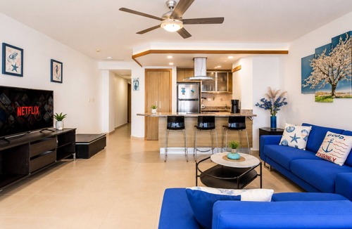 Villas Del Mar Apartment | Beachfront 11thFloor | Jacuzzi| PanoramicOceanView