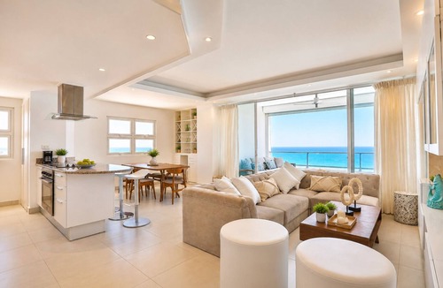 Villas Del Mar Apartment | Beachfront|12th Floor| Fast Wifi| Full Kitchen