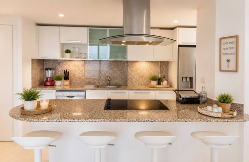 Villas Del Mar Apartment | Beachfront|12th Floor| Fast Wifi| Full Kitchen