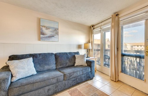 Old Orchard Beach Apartment | 'Beachfront 15' Condo on Old Orchard Beach