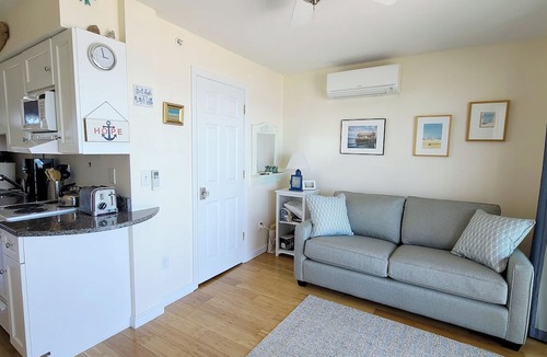 North Truro Condo | Beachfront 1BD-A/C, Amazing Water Views & Sunsets, Direct Beach Access