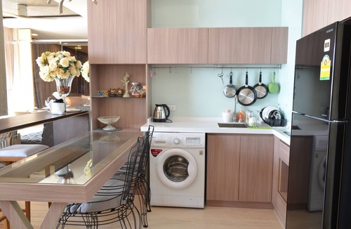 Na Kluea Apartment | BEACHFRONT 1BR STYLISH LUXURY CONDO