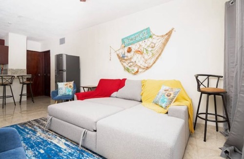 Puerto Juarez Apartment | Beachfront 1BR - Stunning Views - Near Hotel Zone & Isla Mujeres Ferry