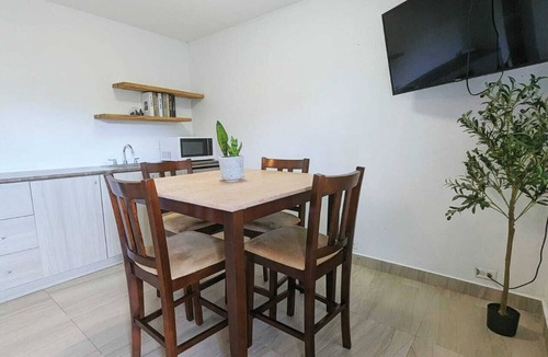 Tamuning Apartment | Beachfront 1BR - Unit 103 Ocean Villa