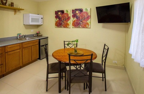 Tamuning Apartment | Beachfront 1BR - Unit 201 Ocean Villa