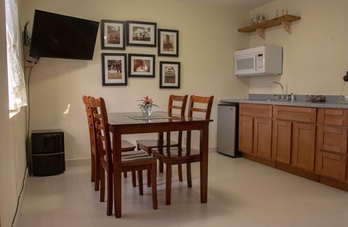 Tamuning Apartment | Beachfront 1BR - Unit 204 Ocean Villa