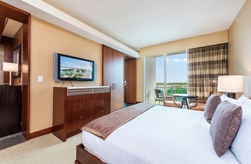 Bal Harbour Hotel | Beachfront 2/2.5 Private Residence at The Ritz-Carlton