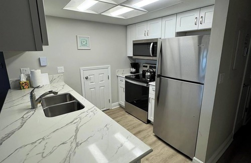 Sanibel Condo | Beachfront 2BR Condo at Casa Ybel Resort: Corner Unit, Patio-to-Beach Walk-Out
