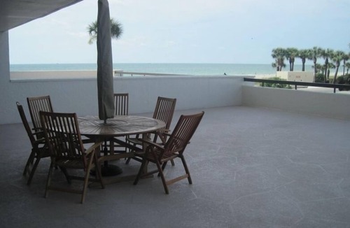 Sand Key Condo | Beachfront, 2BR/2BA, New Kitchen, 3-month minimum stay