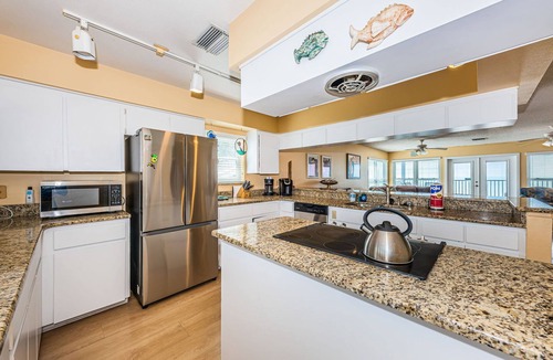 Indian Shores Villa | Beachfront 3 Bedroom 2 Bath Penthouse Indian Shores Florida With A Pool