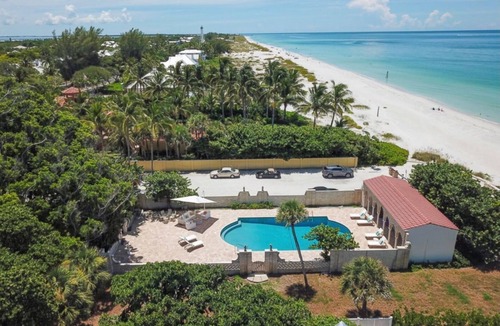 Boca Grande House | BEACHFRONT 3 BEDROOM, 3 BATH HOME WITH POOL IN BOCA GRANDE, FLORIDA