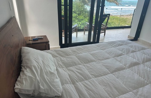 Cabarete Villa | Beachfront 3-bedroom villa with modern features in fantastic Cabarete