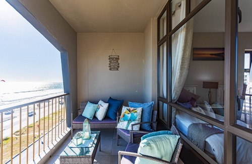 Bloubergstrand Apartment | Beachfront 3BR | Ocean Views & BBQ Balcony by CTHA
