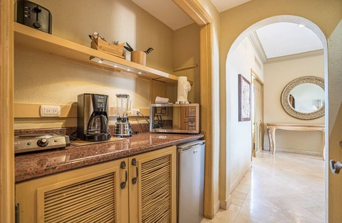 Cabo San Lucas Condo | Beachfront 4th Floor with Stunning Views to Lands End, Medano Beach and Cabo San Lucas Bay