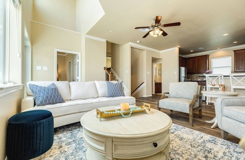 Galveston House | Beachfront 5BR * Private Beach Walkover Sleeps 16