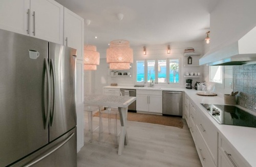 Tar Bay House | Beachfront 5BR Villa w/Pool | George Town, Exuma | Bajamar