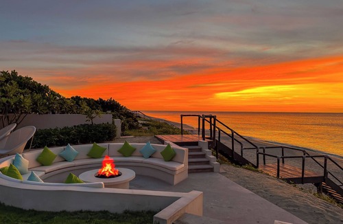 San Jose del Cabo Villa | Beachfront 6BR Luxury Villa in RC West Enclave!