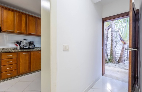 Bavaro Villa | Beachfront 8BR Villa with Pool & Maid