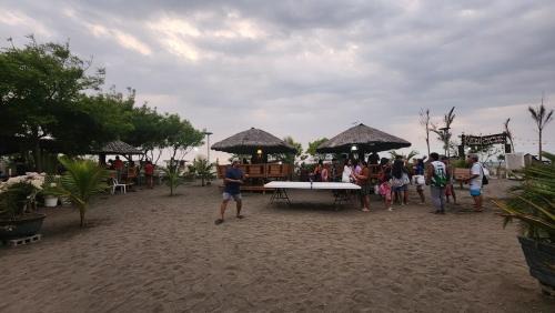 Caba Villa | Beachfront AC 3-Bedrm Villa,14pax