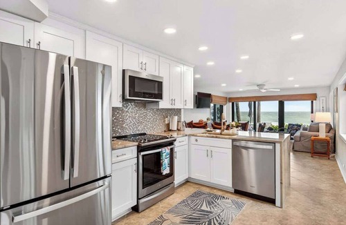 Belleair Beach Condo | Beachfront, Aldea 11 Condo, Belleair Beach