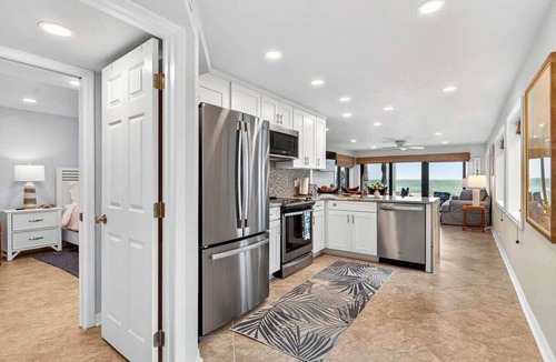 Belleair Beach Condo | Beachfront, Aldea 11 Condo, Belleair Beach