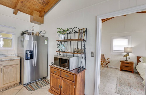 Alligator Point House | Beachfront Alligator Point Retreat: Steps to Sand!