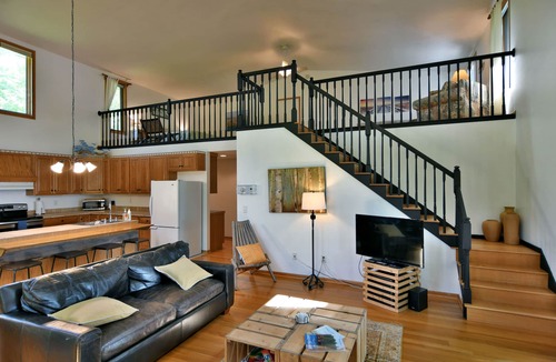 Herbster House | Beachfront and Lakehouse With All of the Comforts!