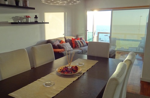 Canidelo Apartment | Beachfront apartment with spectacular sea views. (WILLOWERS)