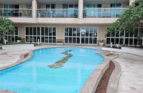 Recreio dos Bandeirantes Apartment | Beachfront apartment with ocean view in Recreio.