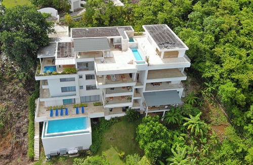 El Callejon Apartment | Beachfront Apartment/Gated/2 Pools/Outdoor Dining Area/Tennis Court
