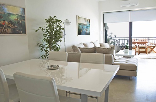Rethymno Apartment | Beachfront apartment