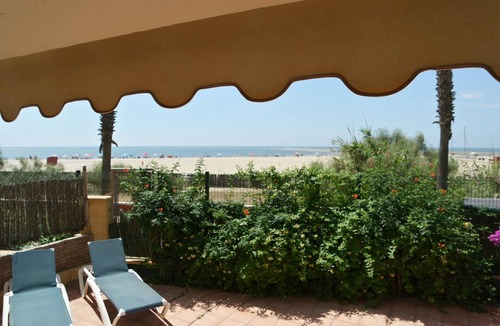 Ayamonte Apartment | Beachfront Apartment in Isla Canela
