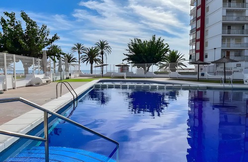 Cullera Apartment | Beachfront Apartment in Cullera, Valencia with Sea Views