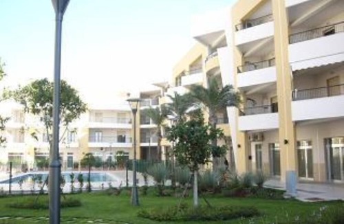 Il Monte Apartment | Beachfront apartment in Residence Rosa Virginia Pool