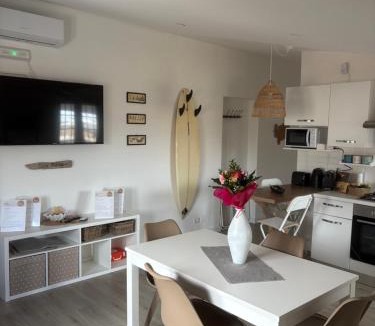 Focene Apartment | Beachfront Apartment with Private Beach Access - near Fiumicino Airport - Casa Romeo