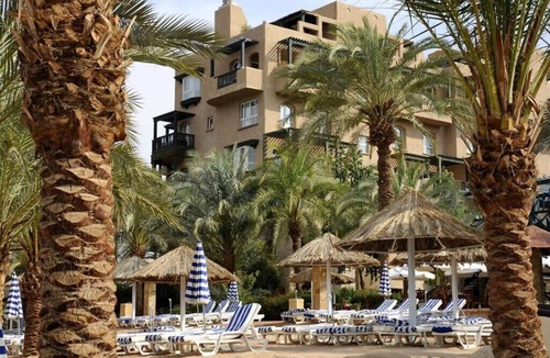Aqaba Apartment | Beachfront Apartment with Fantastic Red Sea View, Close to Downtown