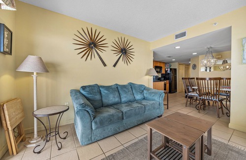 Belle Vista Condo | Beachfront Balcony | Heated Pool | 2BR Retreat