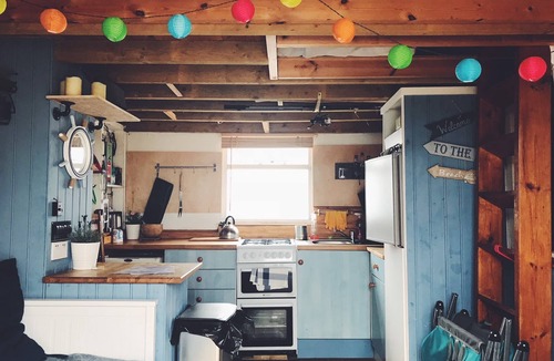 Hengistbury Head House | Beachfront Beach Hut with Stunning coastal views