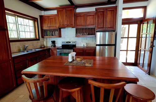 Sittee River House | Beachfront Beachside Breeze Beach House, 2 Bed & 2 Bath, 360 View Roof Deck