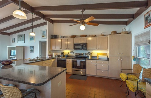 Alligator Point House | Beachfront Beauty | Pet-Friendly + Wide Open Shores