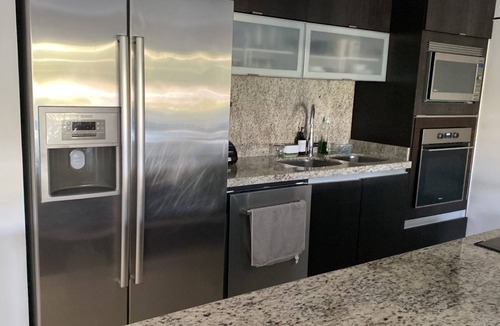 Centro Condo | Beachfront Bliss: 2BR Beach Haven w/Private Pool