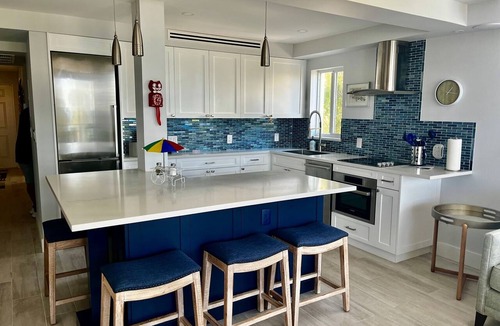 Deerfield Beach Condo | Beachfront Bliss: Relaxation Awaits at Our Seaside Condo