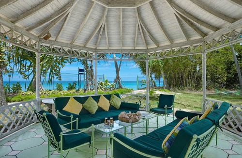 Little Battaleys Villa | Beachfront Bliss Getaway with Pool - Nelson Gay (9 bed)