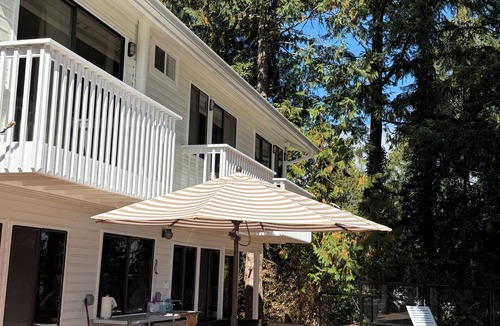 Olympia House | Beachfront Bliss: Private Oyster Beach & Stunning Views