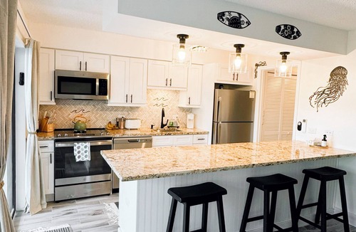 Estate Golden Rock Condo | Beachfront Bliss in St. Croix – Family-Friendly Condo with Pool Access