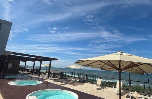 Itajuba Apartment | Beachfront Apartment, Near Beto Carreiro, Swimming Pool, Barbecue, Air Conditioning